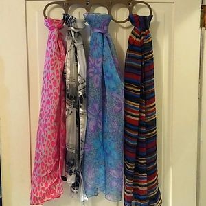 Scarf Lot